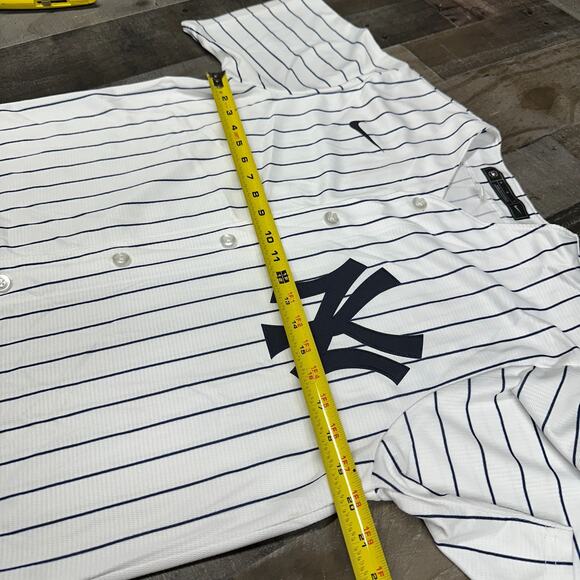 Nike New York Yankees Derek Jeter Pinstripe Home Jersey Men's Size Medium White - Picture 4 of 10